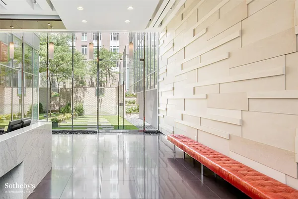 Sold by Sotheby's International Realty | media 21