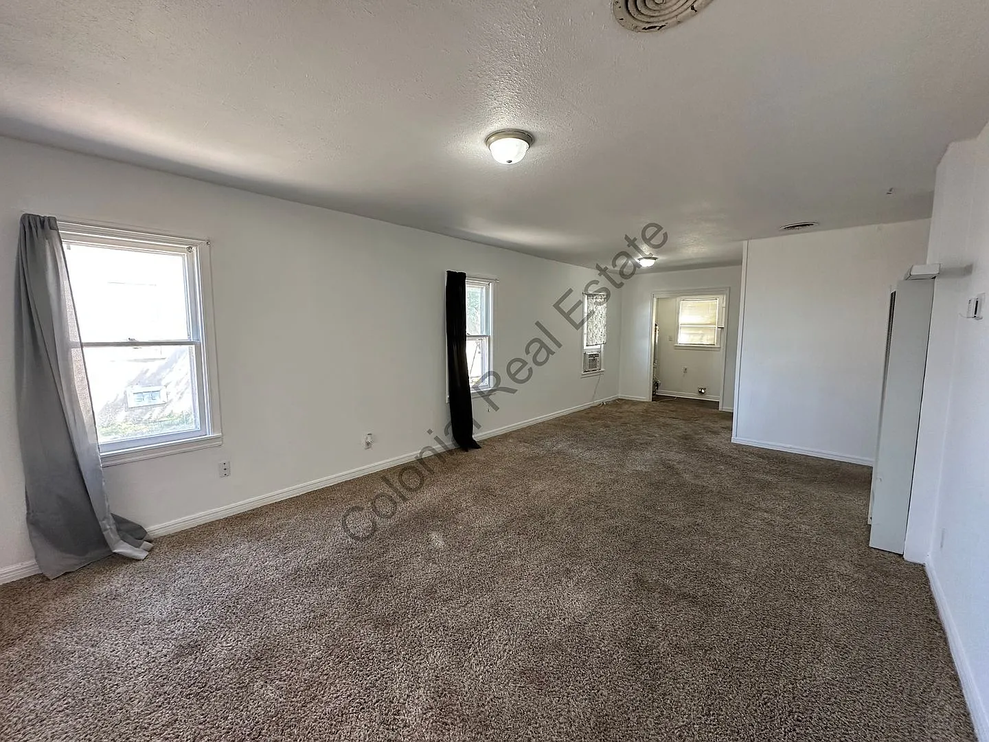 3 bedroom home for rent — Photo 2