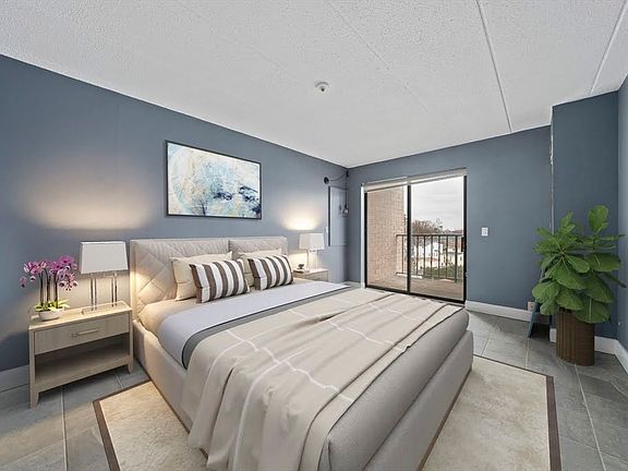 3rd image of 165 Quincy Shore Dr #62