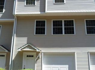 71 Marjorie Ln, Manchester, CT 06042