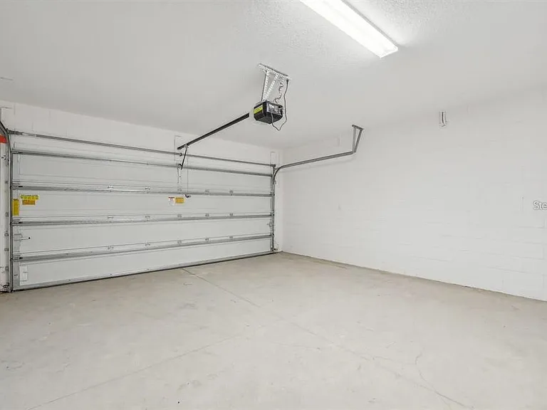 434 North Blvd E — Photo 15