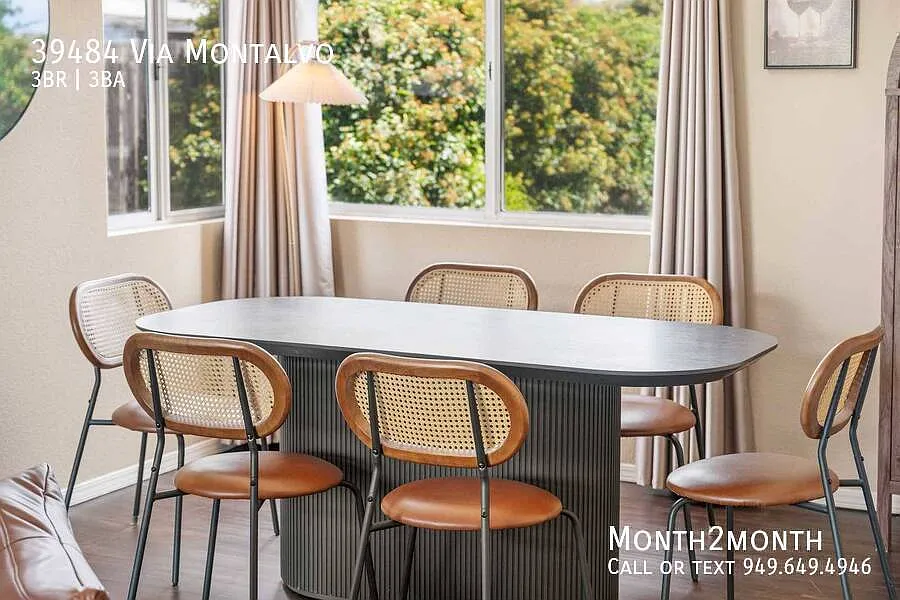 Golden Valley Family Home on Via Montalvo — Photo 4