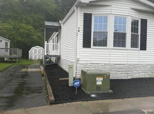 18 Ruffian Way, Howell, NJ 07731