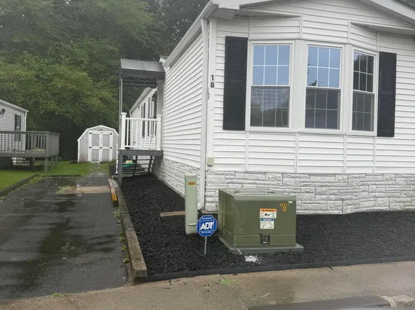 18 Ruffian Way, Howell, NJ 07731