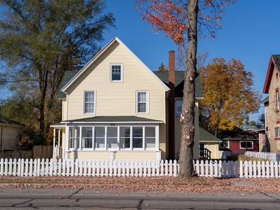 218 S Washington St, Mount Pleasant, MI, 48858