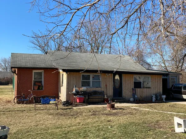 8110 River Rd, Marine City, MI 48039