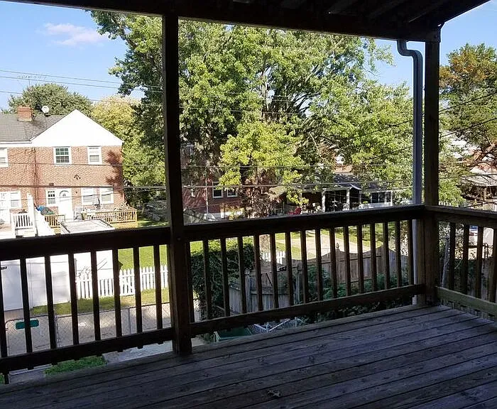 1699 Sherwood Ave — Photo 11