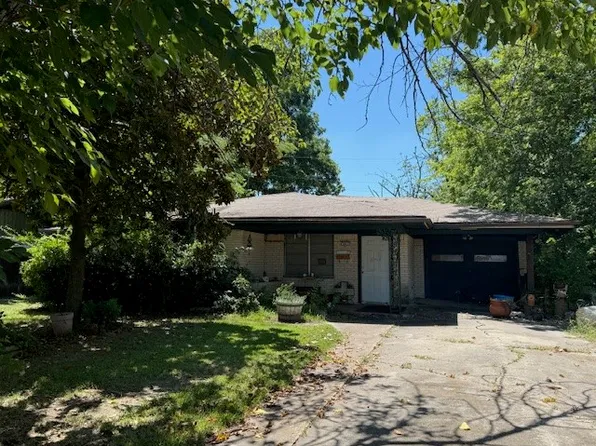 641 NW 1st St, Cooper, TX 75432