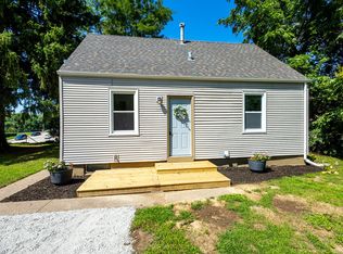 2109 E Locust St, Davenport, IA 52803