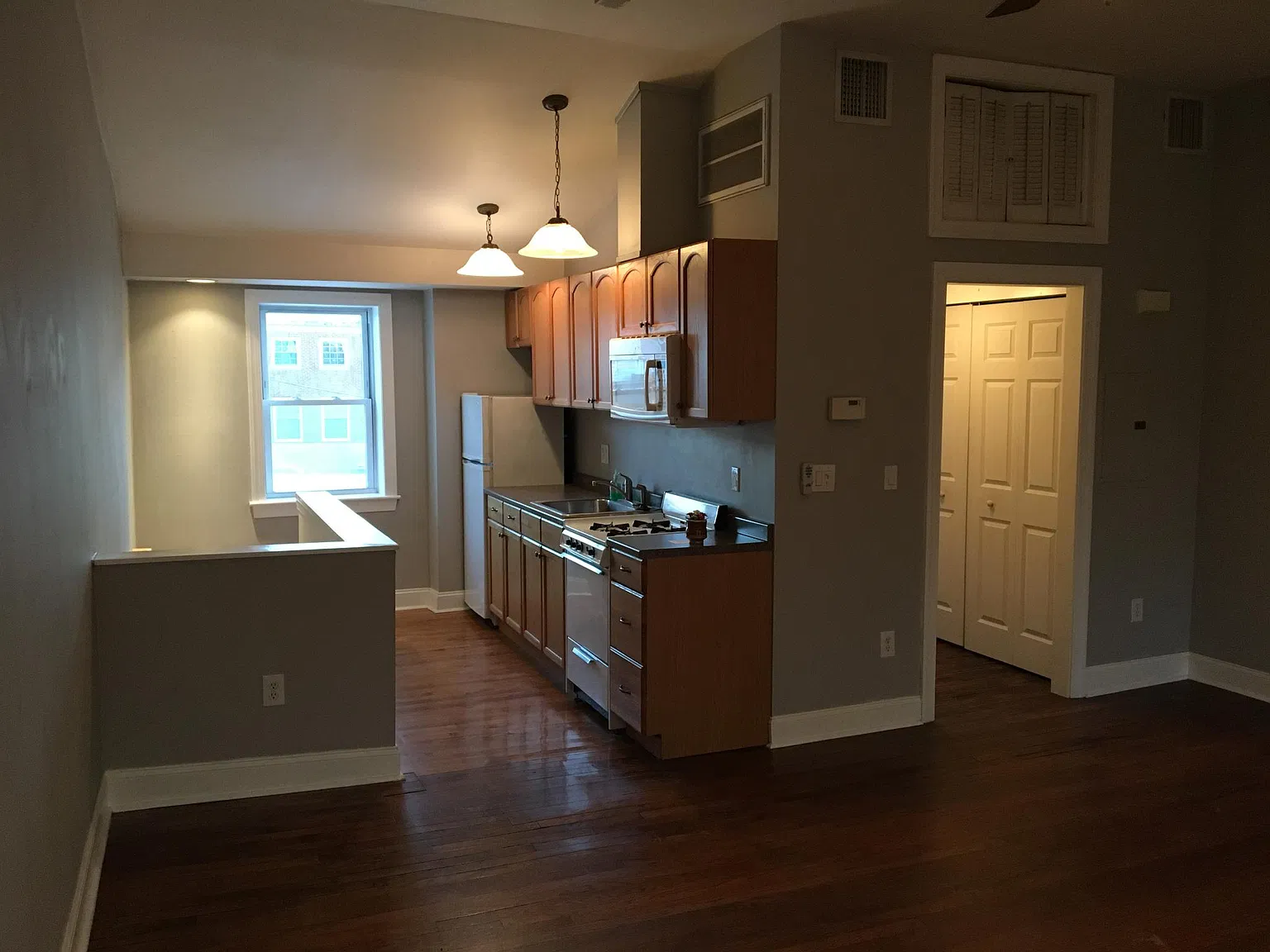 1 bed, 450 sqft, $1,450 — Photo 1