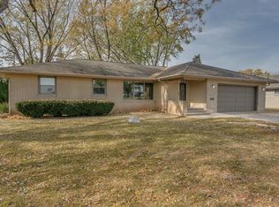 550 Spring Road Dr, Neenah, WI 54956