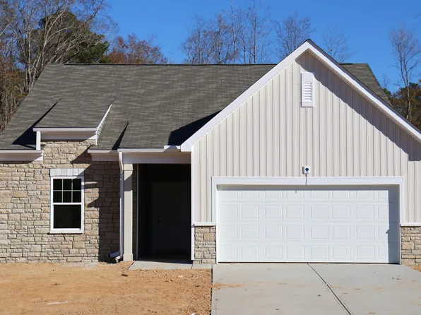 927 Embraer Way, Spring Hope, NC 27882
