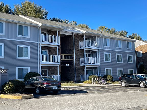 2nd image of 1209 University Ter APT H