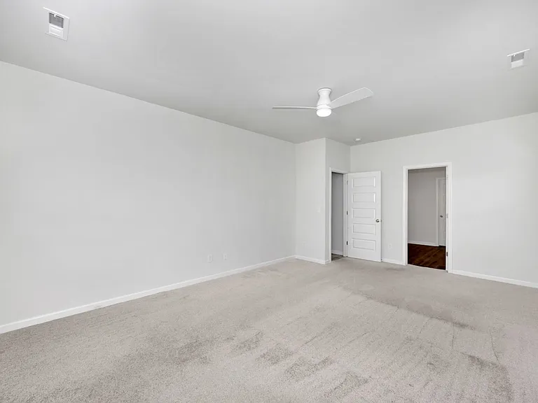 171 Kingswood Dr — Photo 29