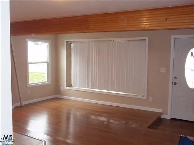2 bed, 950 sqft, $1,450 — Photo 3