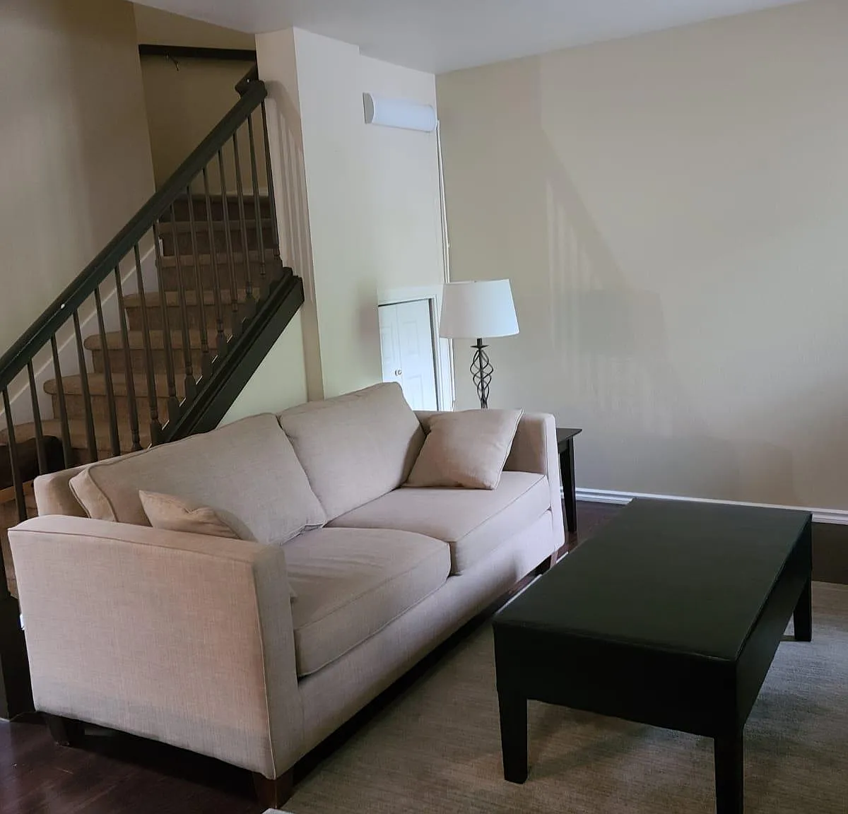 2 bed, 2.5 bath, 1223 sqft, $2,600 — Photo 3