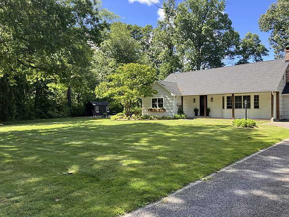 4th image of 22 Wynnewood Dr