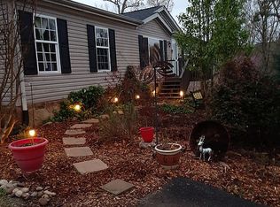 102 Moose Trail Ln, Powell, TN 37849