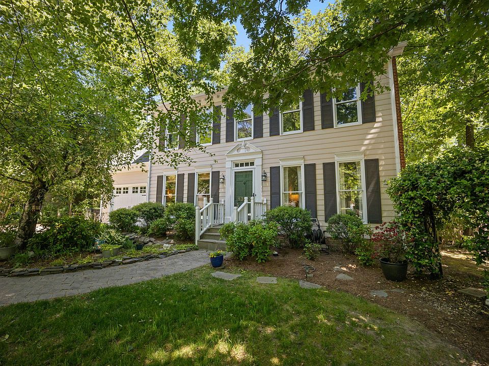 1st image of 1307 Chimney Hill Dr