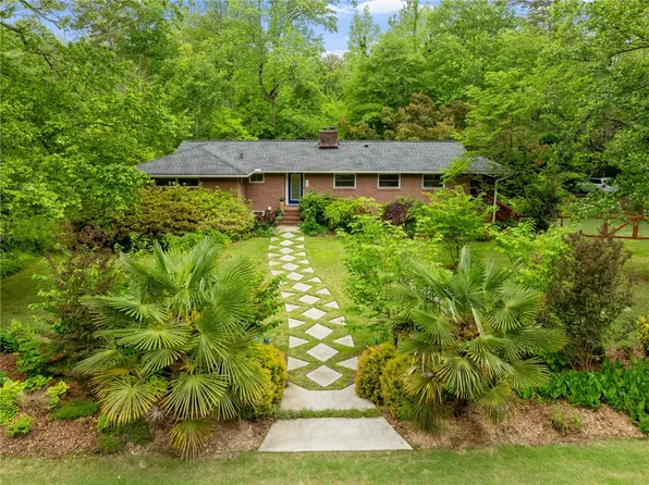 109 Laurel Ln, Clemson, SC 29631