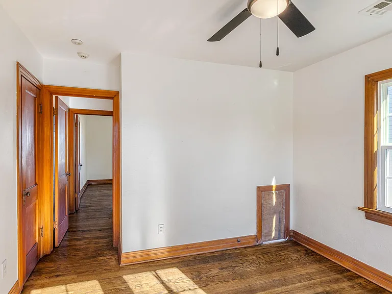 2242 W Eubanks St — Photo 10