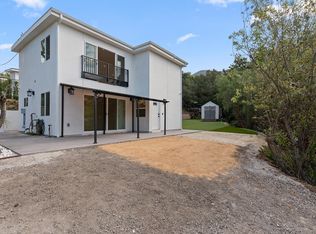 265 S McKnight Rd, Newbury Park, CA 91320