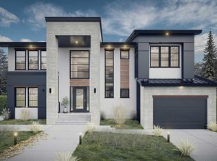 7828 W Calla Donna Pl SW, Calgary, AB T2V 2R1