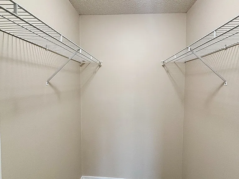 Grandview - Bedroom 3 Closet