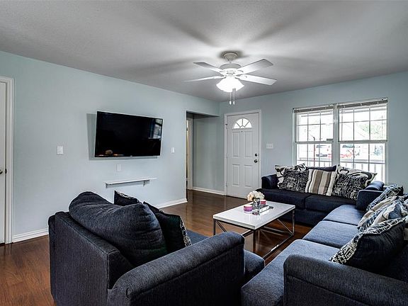 5th image of 5401 Pomona Ave