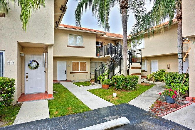 1st image of 431 NW 82nd Ave APT 921