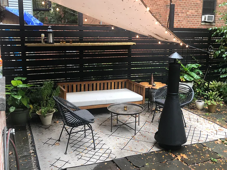 477 Jersey Ave — Photo 3