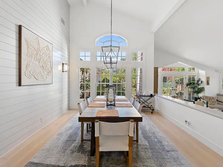 5427 La Crescenta — Photo 3