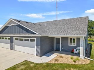 1151 Eagle Ln, Wabasha, MN 55981