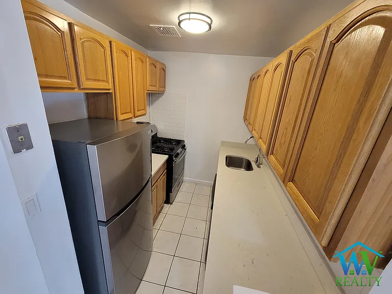 1110 Stadium Ave #GL — Photo 6