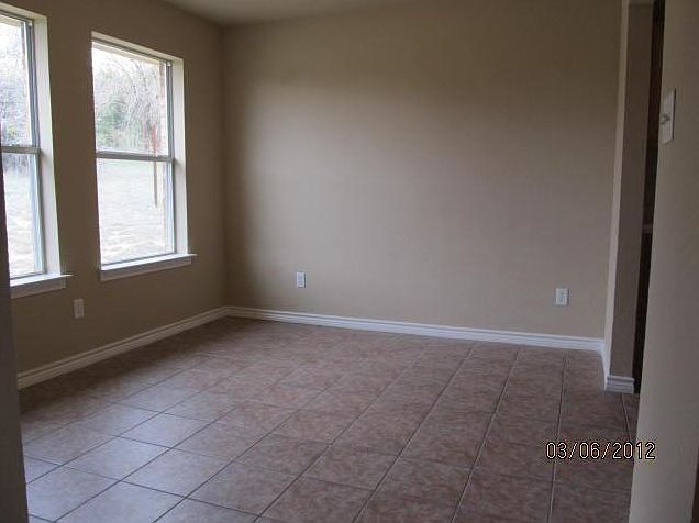 2nd image of 1208 W Main St