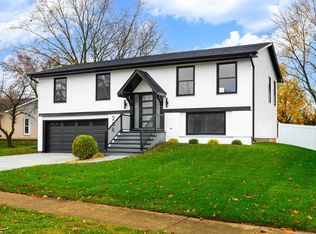 288 Byron Ave, Bloomingdale, IL 60108