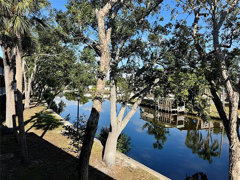 9205 Tudor Dr #C208 — Photo 1