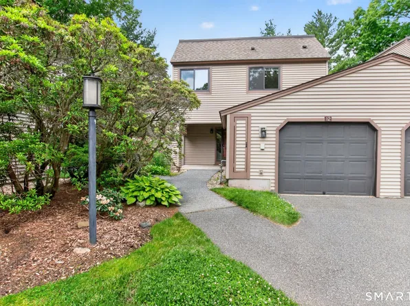 12 Sycamore Lane #12, Avon, CT 06001