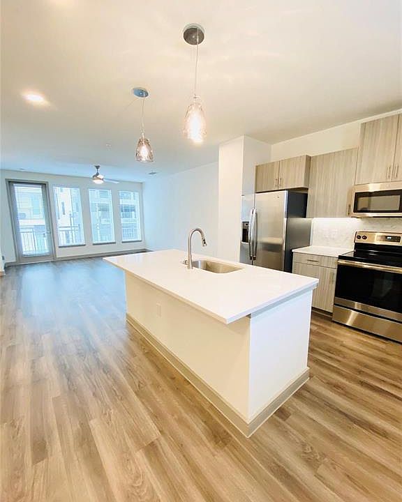 1st image of 2292 Hawes Ave #1107