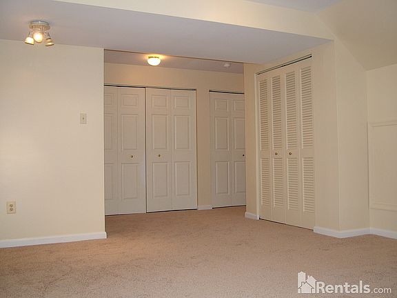 3rd image of 57 Alexis Dr
