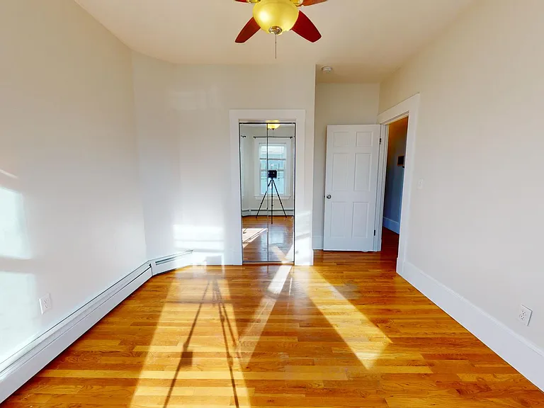13 Elder St #3 — Photo 10
