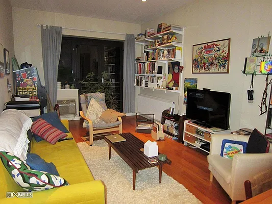 Rented by Corcoran | media 19