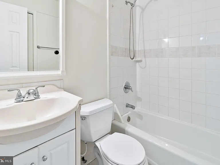 9652 Marston Ln — Photo 22