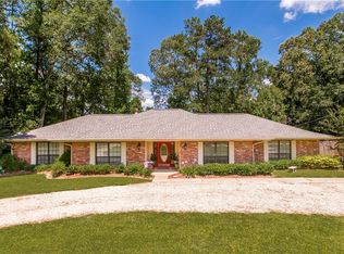 42737 Robinwood Dr, Hammond, LA 70403