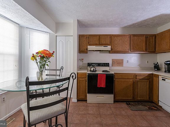 2nd image of 16235 Brookmead Ct