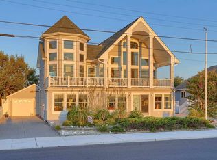 701 Beach Dr, North Cape May, NJ 08204