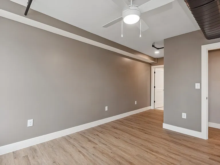 6011 Madison Rd #3 — Photo 9