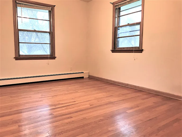 410 Pawling St — Photo 22