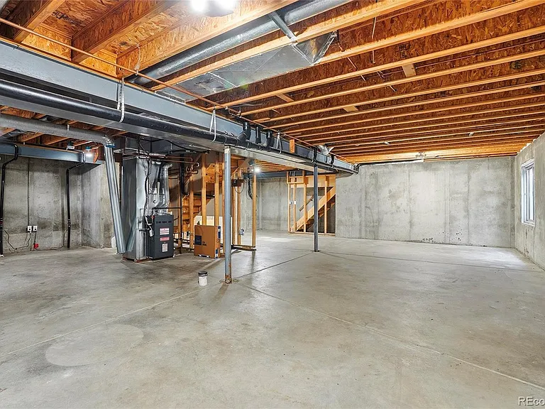 3501 S Ivanhoe St — Photo 30