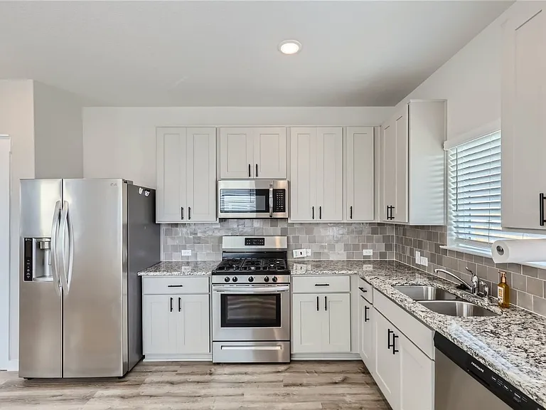 2233 Rocoso Trl — Photo 13